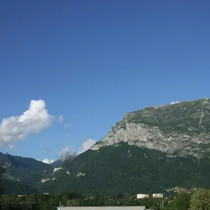 ** Hotel Ekho Grenoble Nord Egrève France